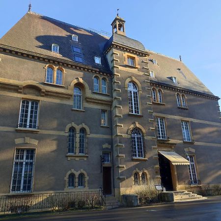 Hotel O Chateau Hayange Экстерьер фото