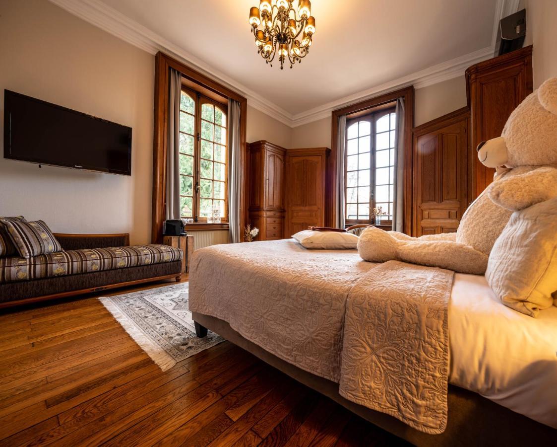 Hotel O Chateau Hayange Экстерьер фото